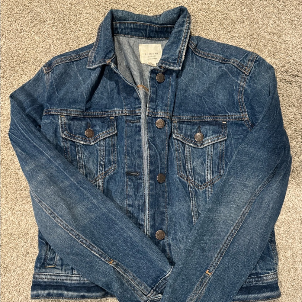 American Eagle Jean Jacket: XS